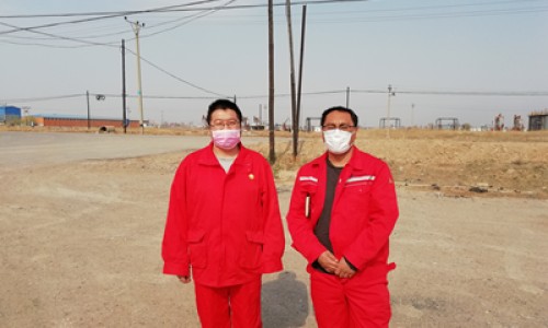 小宝宝被呛到的视频-【婴儿呛到拍背部的方法】小宝宝被呛到的视频 - 宝宝呛着时拍背的作用网